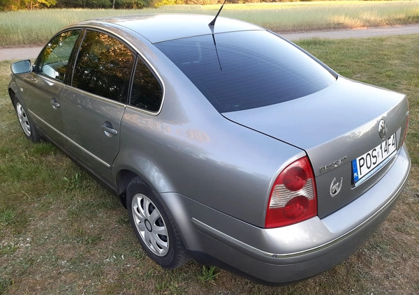 Volkswagen Passat cena 6800 przebieg: 362000, rok produkcji 2002 z Sieradz małe 254